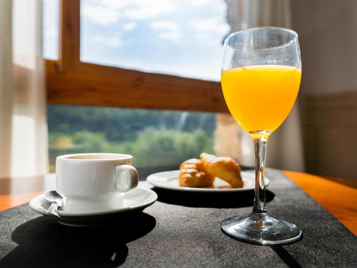 Hotel Xauen Монтанехос Екстериор снимка