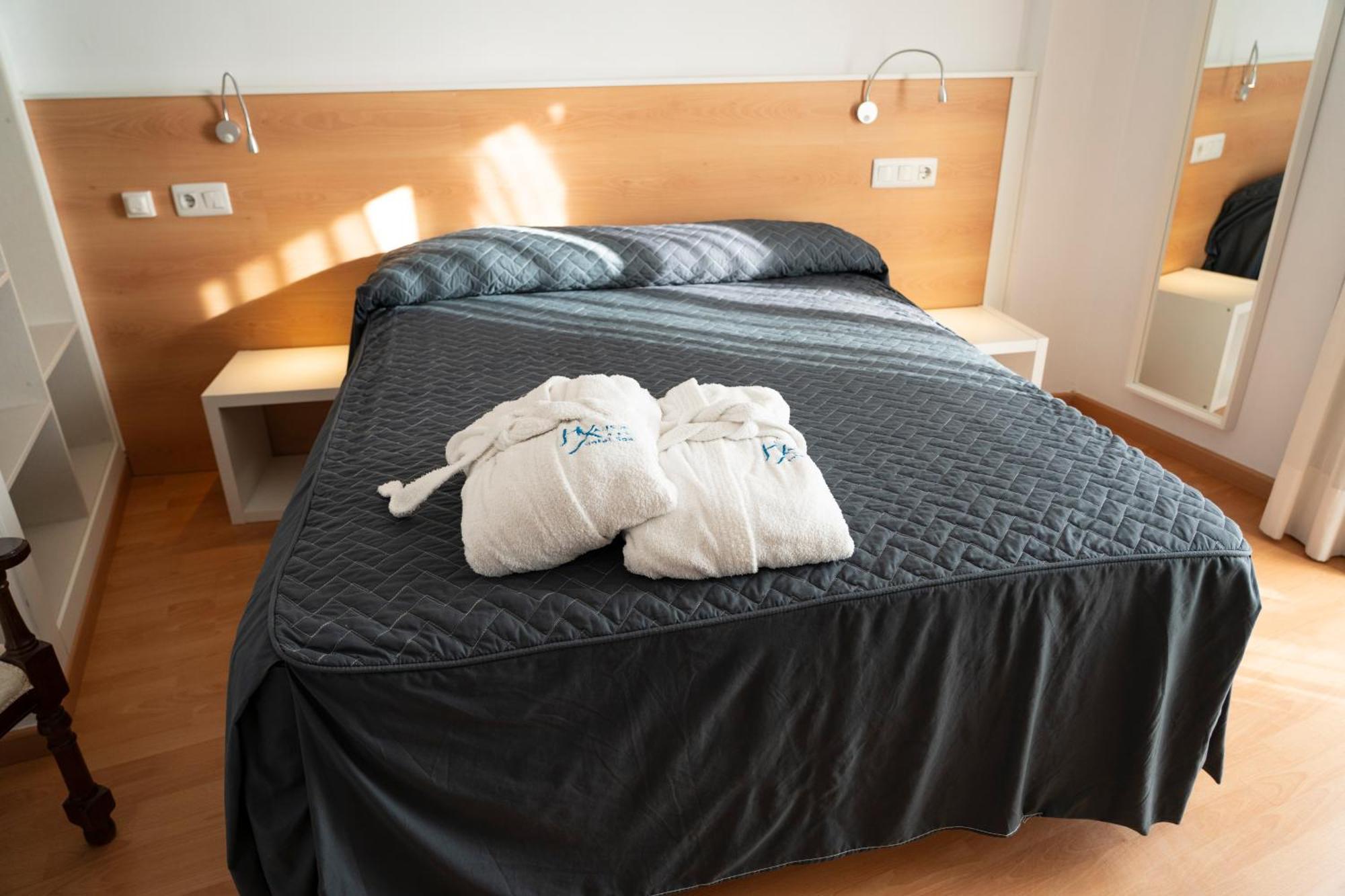 Hotel Xauen Монтанехос Екстериор снимка